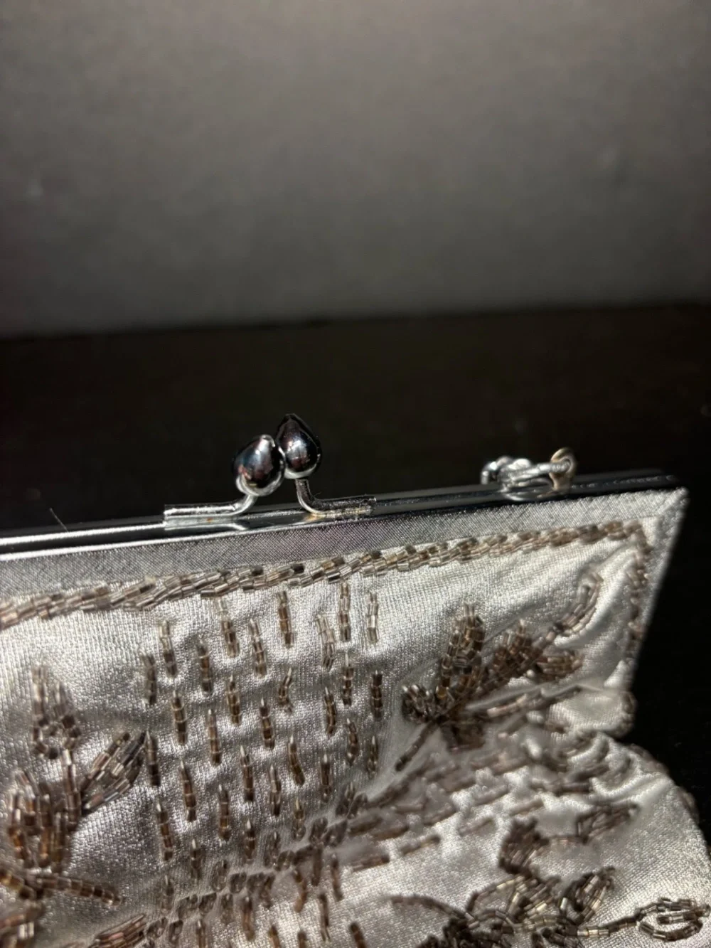 Vintage Walborg Silver Beaded Lame Evening Clutch Bag w/ Chain Strap